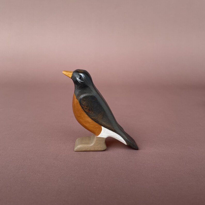 Wooden bird figurine Wooden toys American robin wooden toys Montessori Waldorf Toys Wooden bird toy Perfect Gift for Animal Lovers image 1