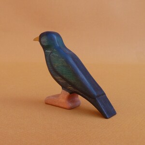 Wooden bird figurine Wooden bird toys Starling wooden toys Montessori Waldorf Toys Handmade Toys for Kids Gift for Animal Lovers image 2