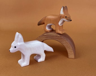 Wooden fennec fox figurines (2pcs) - Wooden toys - Wooden animal figurines - Fox toy - Baby gift - Handcrafted Wood Animal Figure for Kids