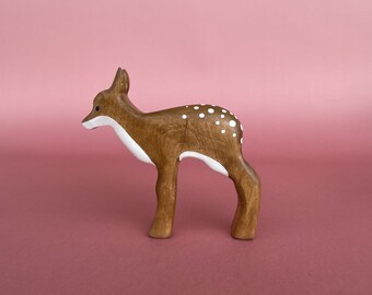 Wooden fawn figurine - Toy wooden animals - Handcrafted wooden Toys - Wooden deer figurine