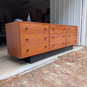 post modern dresser Postmodern for sale at Pamono Enjoy the convenience of a quick setup and start enjoying your new furniture piece right away Postmodern Brown Laminate Lowboy Dresser