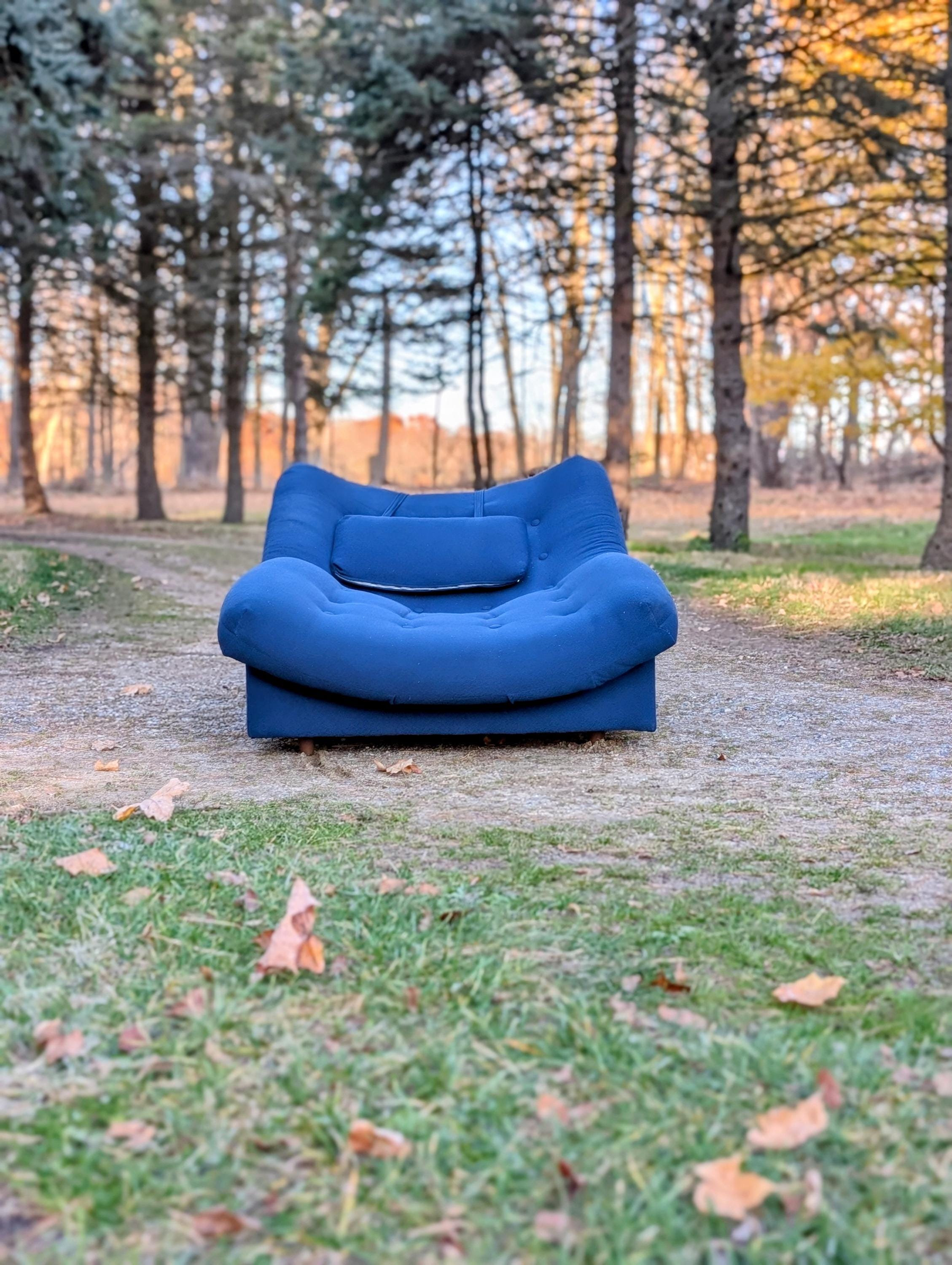 1970's Cocoon-style Wave Chaise Lounge Chair - Etsy