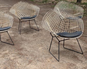 Set of 4 Diamond Chair by Harry Bertoia for Knoll, circa 1950's