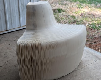 Flexilove Chair by Chishen Chiu