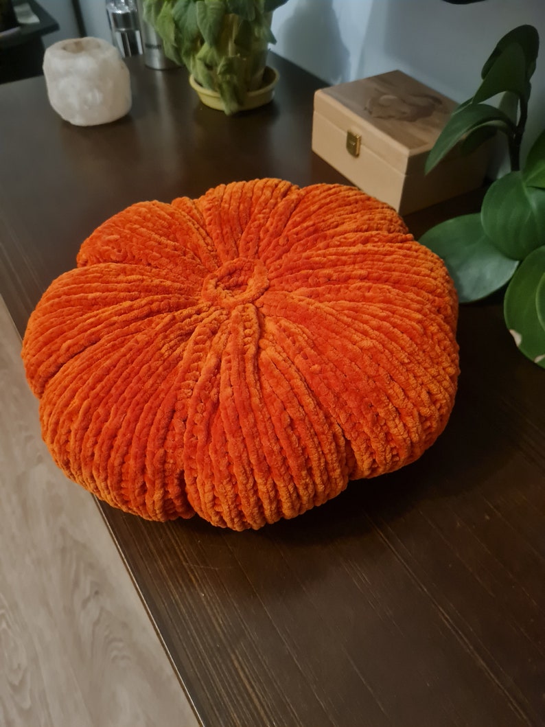 pumpkin cushion view close