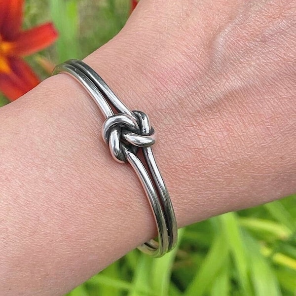 Silver Double Knotted Bangle,Chunky Silver Bracelet,Adjustable Simple Unisex Silver Bangle,Women or Men bangle,Father’s Day Gift For Her
