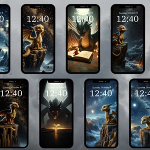 Può includere: Un set di otto sfondi per telefono che presentano un drago e un cucciolo di drago in varie ambientazioni. Gli sfondi presentano un orologio digitale che mostra l'ora 12:40 e la data domenica 8 ottobre.