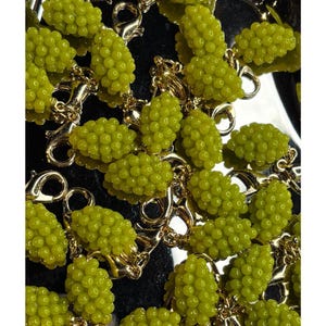 Amuletos: Uvas