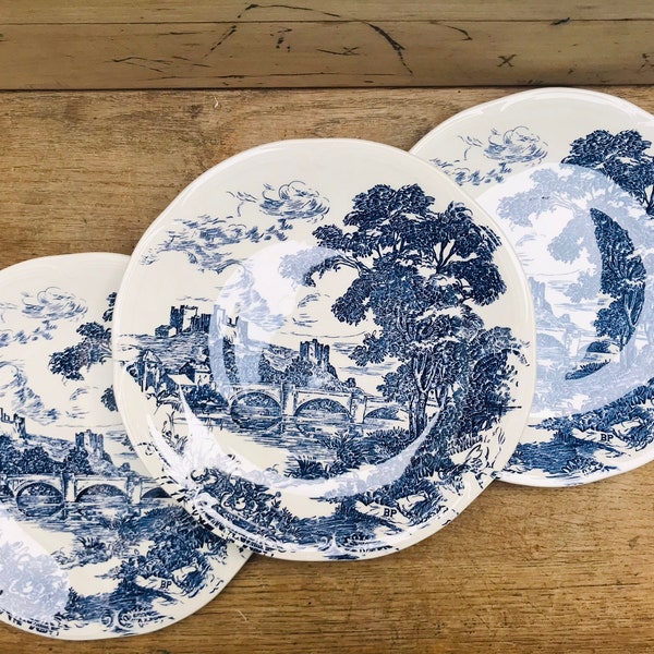 Ensemble de 3 assiettes plates en faïence de Gien BP