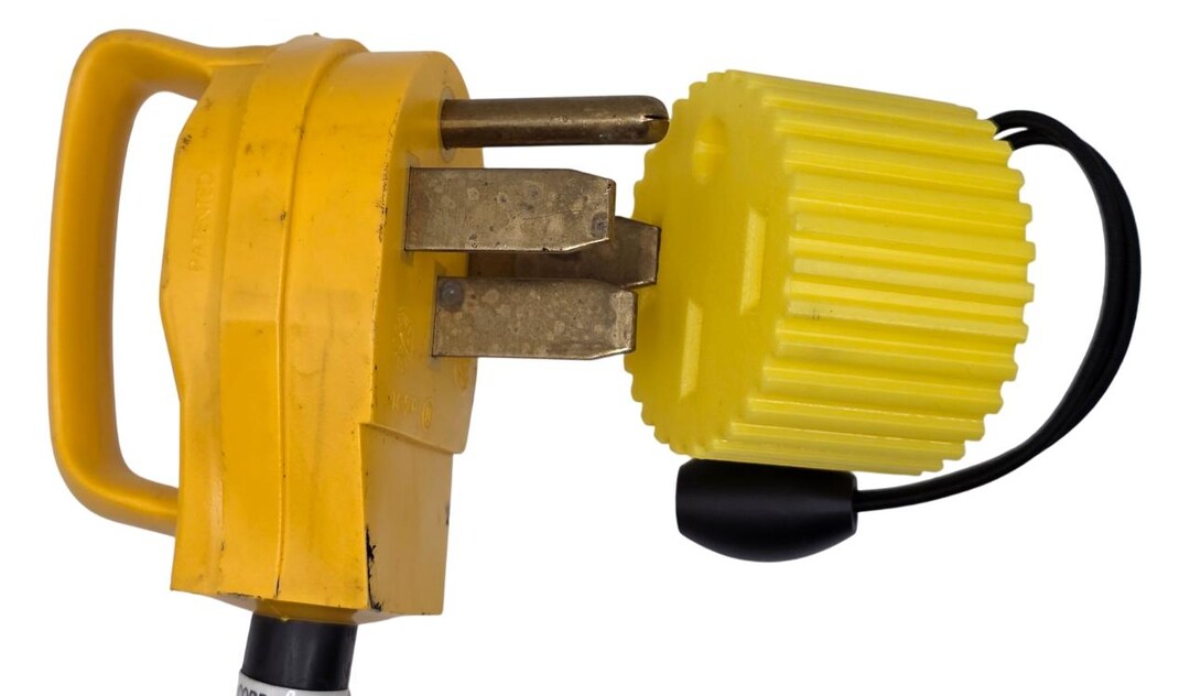 50 Amp RV Plug Protector, 50 Amp RV Plug Cover, RV Extension Cord Plug ...