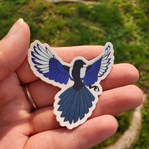 waterproof vinyl magpie sticker