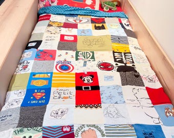 Keepsake blanket with your baby's clothes