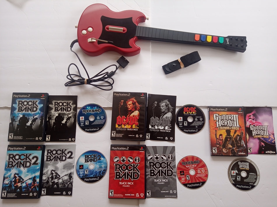80s 90s AC/DC ヴィンテージ 缶バッヂ ロックT  SG ギター Vintage Rock Band 1, 2 , AC/DC, Track Pack 1, Guitar Hero 3