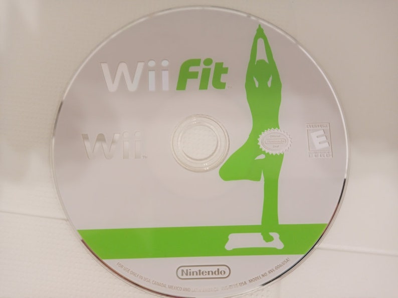 Authentic Official Nintendo Wii Balance Board With Wii Fit and Wii Fit