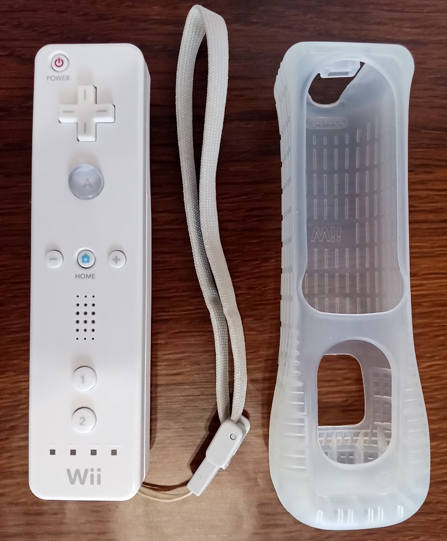 Auténtico mando a distancia original de Nintendo WiiMote / Wii Blanco 100%  OEM Totalmente limpio, probado y funciona muy bien. -  México