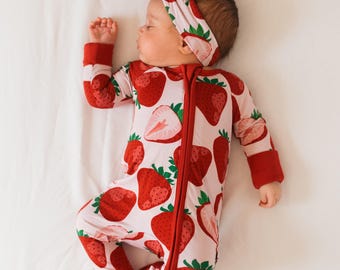 Strawberry Baby Bamboo Zipper Romper Pajamas–Unisex Toddler Sleepwear–Gender Neutral Baby Outfit–Newborn shower Gift–girl Day Nightwear
