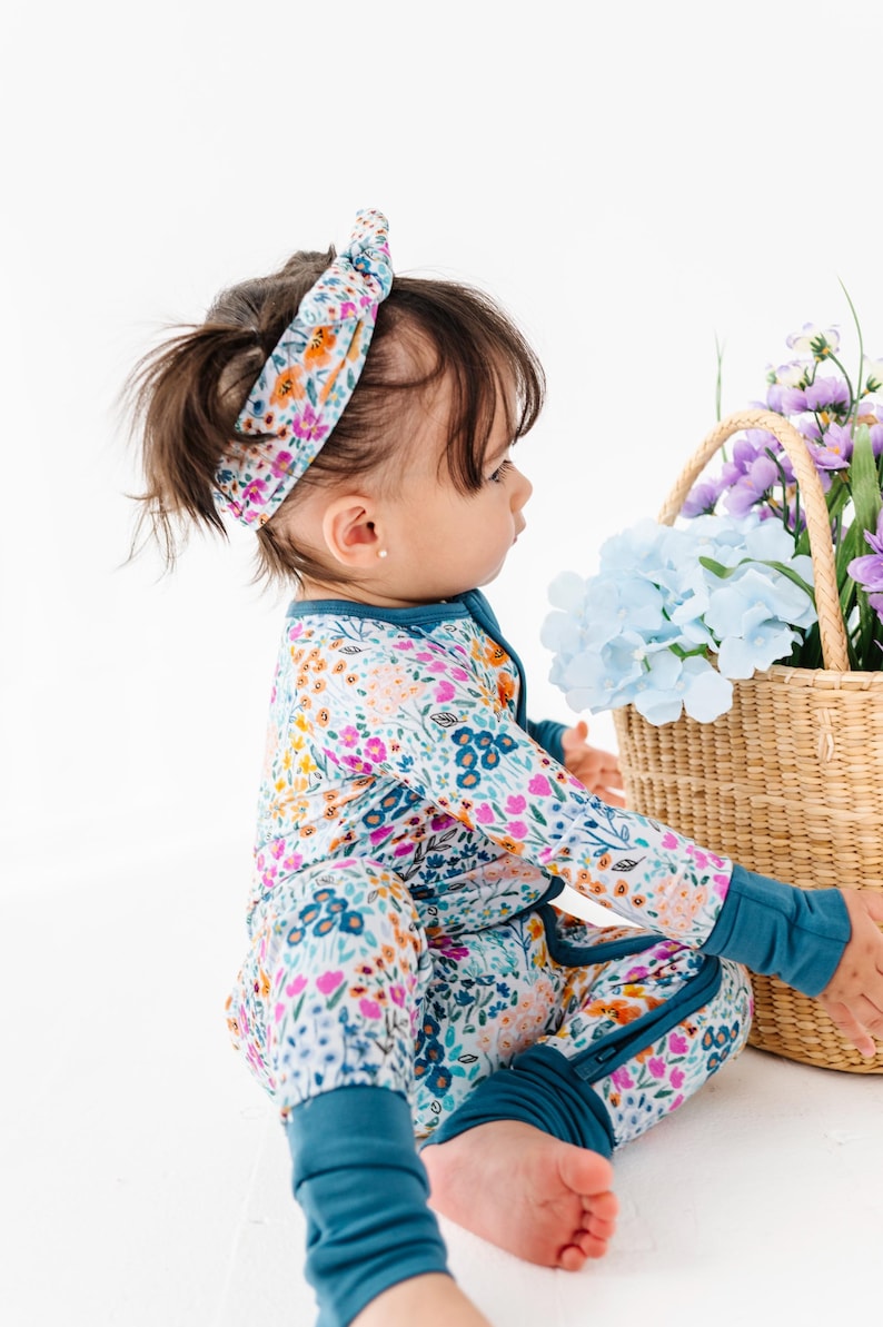 Little Sleepies Pineapples Bamboo Bamboo Zippy Sleeper Little Sleepies Pineapples Bamboo Bamboo Zippy Sleeper