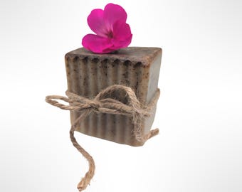 Organic Green Tea Oatmeal Soap – Vegan, Unscented, Exfoliating Bar