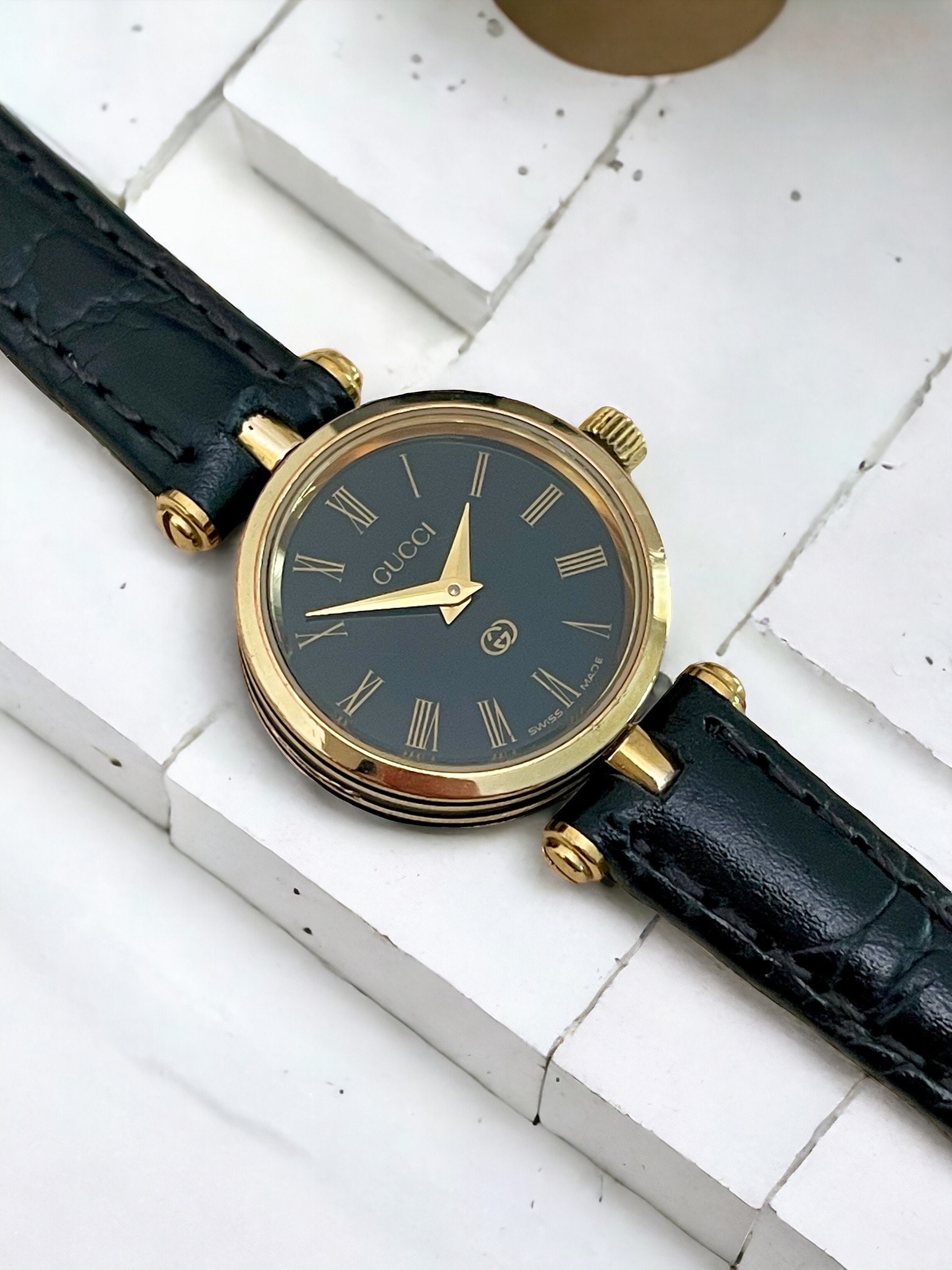 Vintage Gucci Roman Numeral Black Leather Watch main image 1