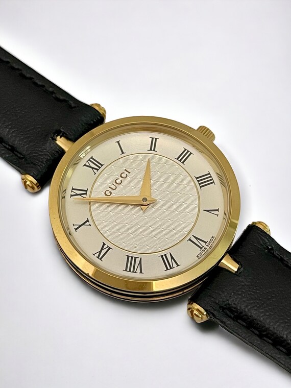 Vintage Gucci  Watch 2040 White & Gold Swiss Quar… - image 3