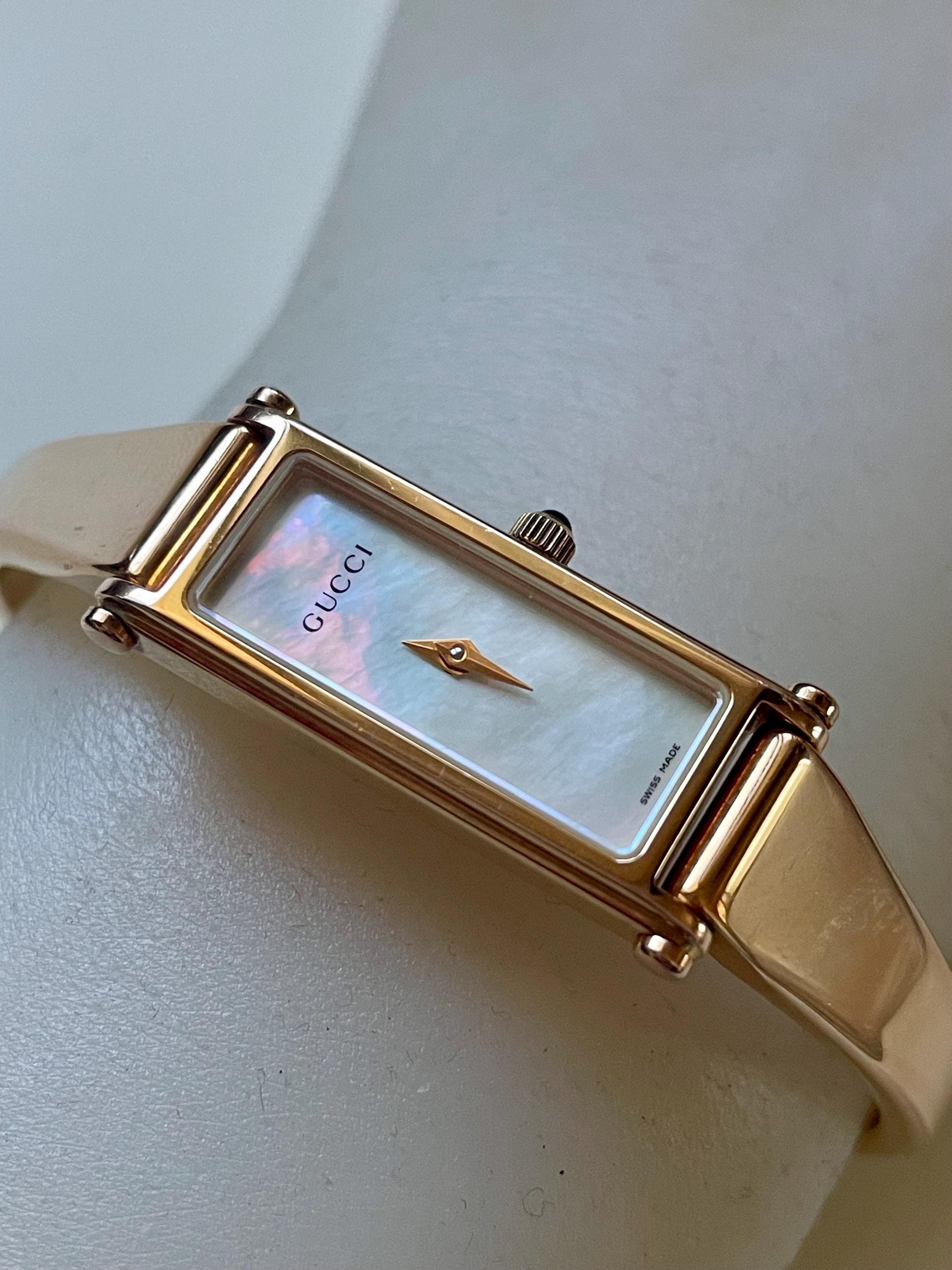 GUCCI グッチ 腕時計 稼働 1500L ゴールド色 GUCCI グッチ 腕時計 稼働 1500L ゴールド色