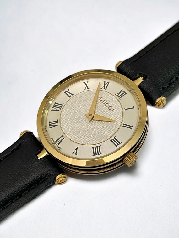 Vintage Gucci  Watch 2040 White & Gold Swiss Quar… - image 4