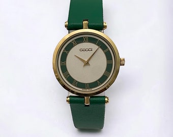 Vintage Gucci Watch Shelly Line 2000M Gold Plated Unisex Wristwatch with Green Leather Strap