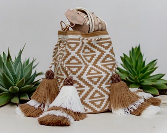 Brown Crossbody Bag | Wayuu Colombian Bag | Woven Crossbody Purse | Mochila Bag | Crochet Purse | Wayuu Bucket Bag