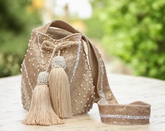 Wayuu Beaded Bucket Bag - Handmade in Colombia | Anna Bag | Statement Purse | Crossbody or Shoulder Bag | Unique Artisan Gift for Her