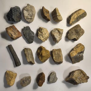 Moms Rocks, Crystal, & Mineral Box * 20-pc Lot Sedimentary, Igneous, Metamorphic Specimens for Display, Education, Craft, Home, and Hobby