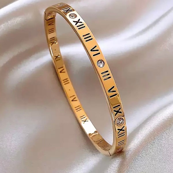 Roman Numeral Bracelet main image 1