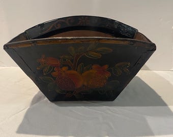 Antique Chinese Rice bucket, early 1900, hand made and painted.
