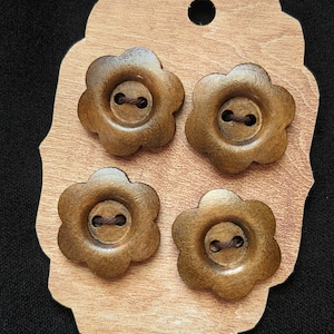 Large Designer Flower wooden buttons brown - 23 mm