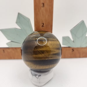 Tigers Eye Sphere // Beautiful Flash