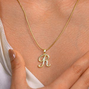Collar con inicial de oro de 18 quilates, collar con inicial, collar con letra personalizada, joyería con nombre, regalo de aniversario, regalo para ella, regalo de Navidad