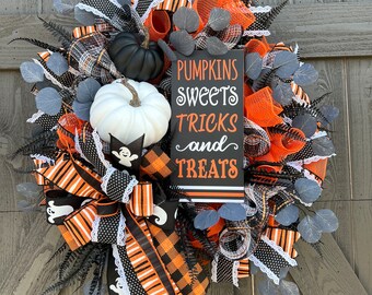 Cute pumpkin Halloween wreath for front door, black white and orange falloween decor with sign, gray eucalyptus autumn mesh wreath with bow