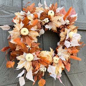 Fall wreath for front door with rust bunnytails, neutral cream pumpkins and berries; Autumn foliage wreath, thanksgiving decor, farmhouse