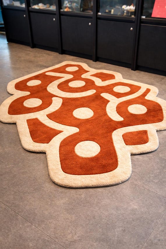 Abstract Irregular Shape Rug, Hand Tufted Wool Area Rug, Modern Terracotta Beige Organic Rug, Mid Century Sculptural Carpet modern homes