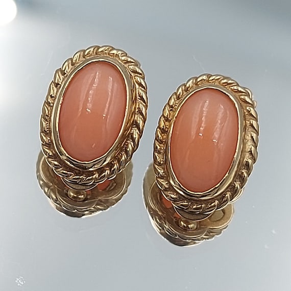 Vintage adorable salmon coral Clips Gold 9 ct (37… - image 1