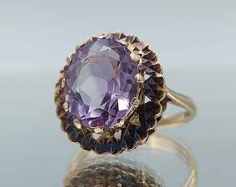 Vintage Astonishing Large Azure Ring, Gold 9ct (375) with Amethyst, Flower Ring