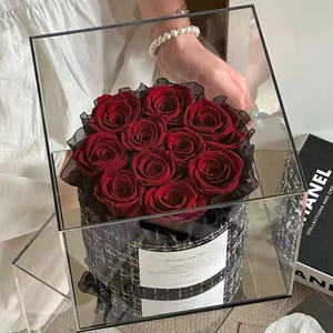 Preserved Rose Acrylic Box • Forever Rose Arrangement • Luxury Gift•  For Anniversary, Birthday, Wedding