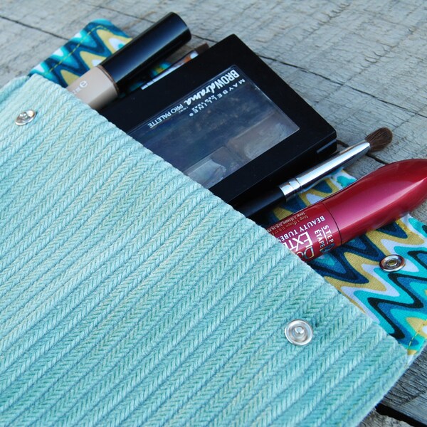 Handheld fabric clutch with snaps - teal corduroy/zigzag - by Gracie