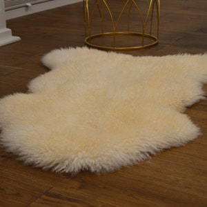 Genuine Natural Sheepskin Rug White CURLY WOOL, Pelt, carpet, Giant Sheepskin rug, Large sheepskin Rug, Sheepskin 47x28"