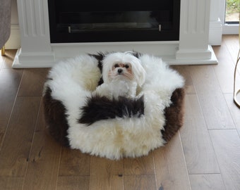 Real Sheepskin Dog Bed, Cat Bed, fur cozy soft bed, Premium Quality sheepskin for dogs, cat