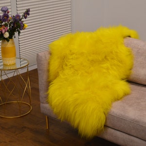 Genuine Natural Icelandic YELLOW Sheepskin Rug, Pelt, carpet, Giant Sheepskin rug, Large sheepskin Rug, Sheepskin 47x28"