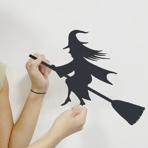 Witch On A Broom Metal Sign,Witch Flying on a Broomstick wall art,Halloween Gift,Halloween Door Decor,Witch Halloween Decor,Door Hanger