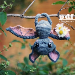 Crochet pattern bat, DIY Amigurumi Bat Halloween pattern, PDF Digital Download, cute Hallooween crochet decor, English & German language