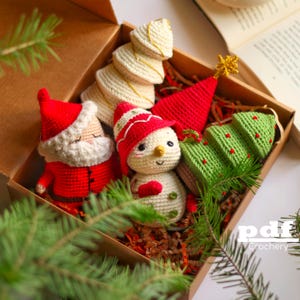 Crochet Christmas Patterns Bundle Santa Claus, Snowman, and Xmas Tree Toys | 5in1 Tutorial  by Crochery