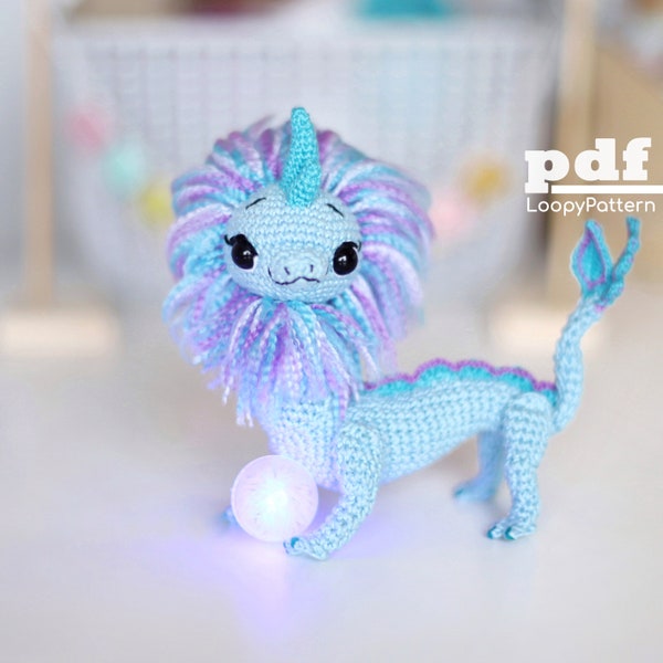 Giocattolo amigurumi del drago Sisu all'uncinetto, modello digitale pdf per bambola posabile, tutorial facile e carino sul drago, regalo per il bambino