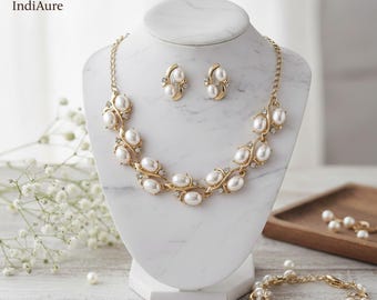 Stylish Pearl Bracelet Earrings Necklace Set for Women